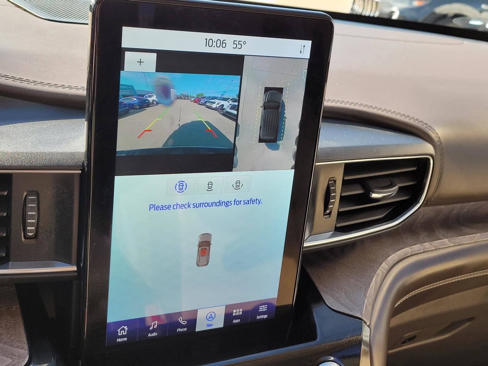 Used 2021 Ford Explorer Platinum w/ Equipment Group 601A image 29