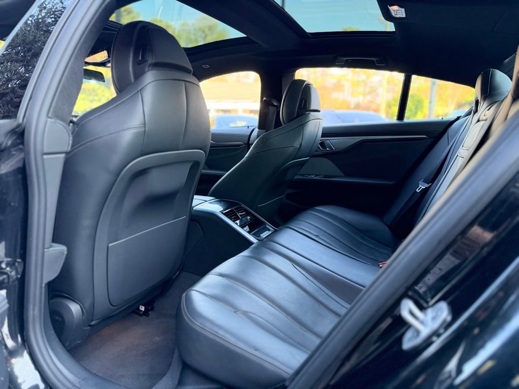 Used 2025 BMW 840i w/ M Sport Professional Package image 29