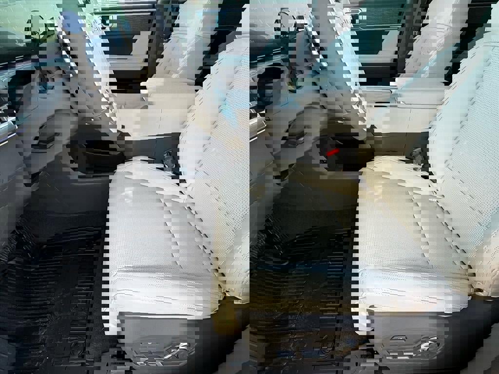 New 2026 Hyundai Santa Fe Calligraphy image 12