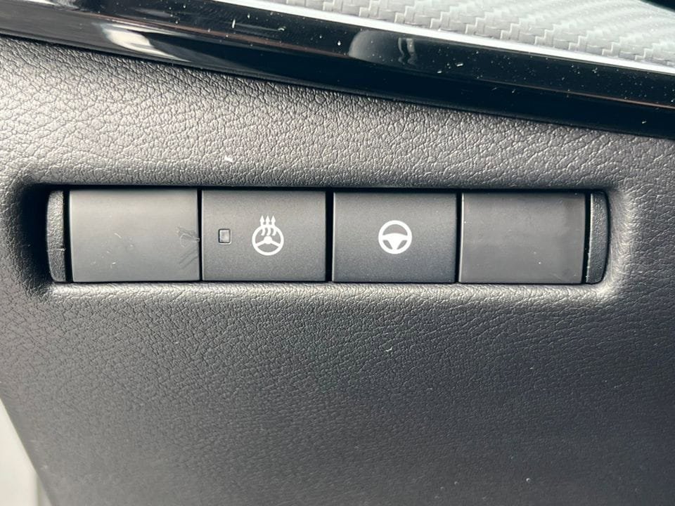 New 2026 Nissan Kicks SR w/ SR Premium Package image 17