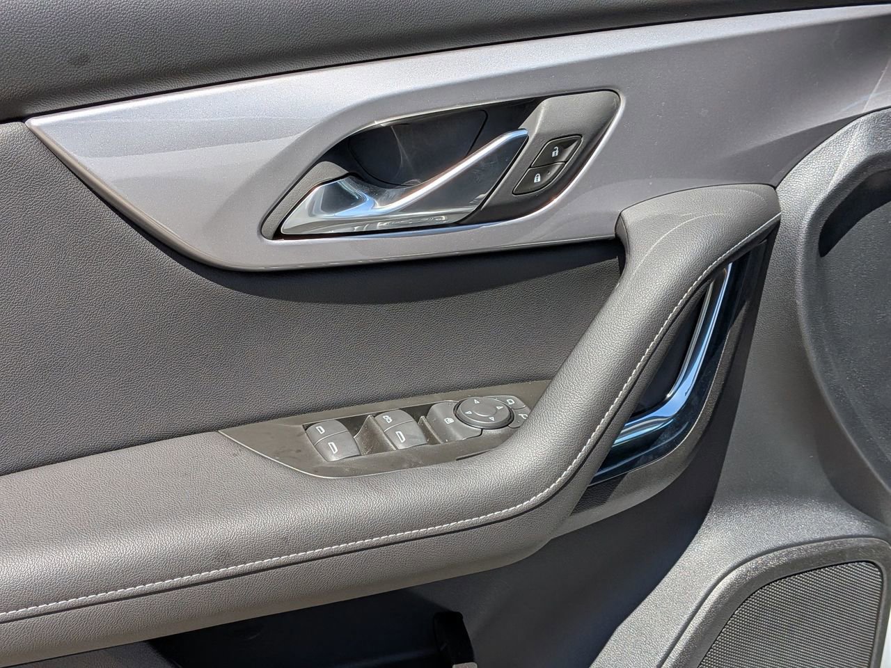 New 2026 Chevrolet Blazer LT FWD image 8