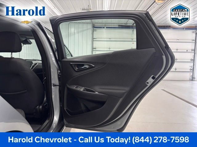 Used 2025 Chevrolet Malibu LT FWD image 8