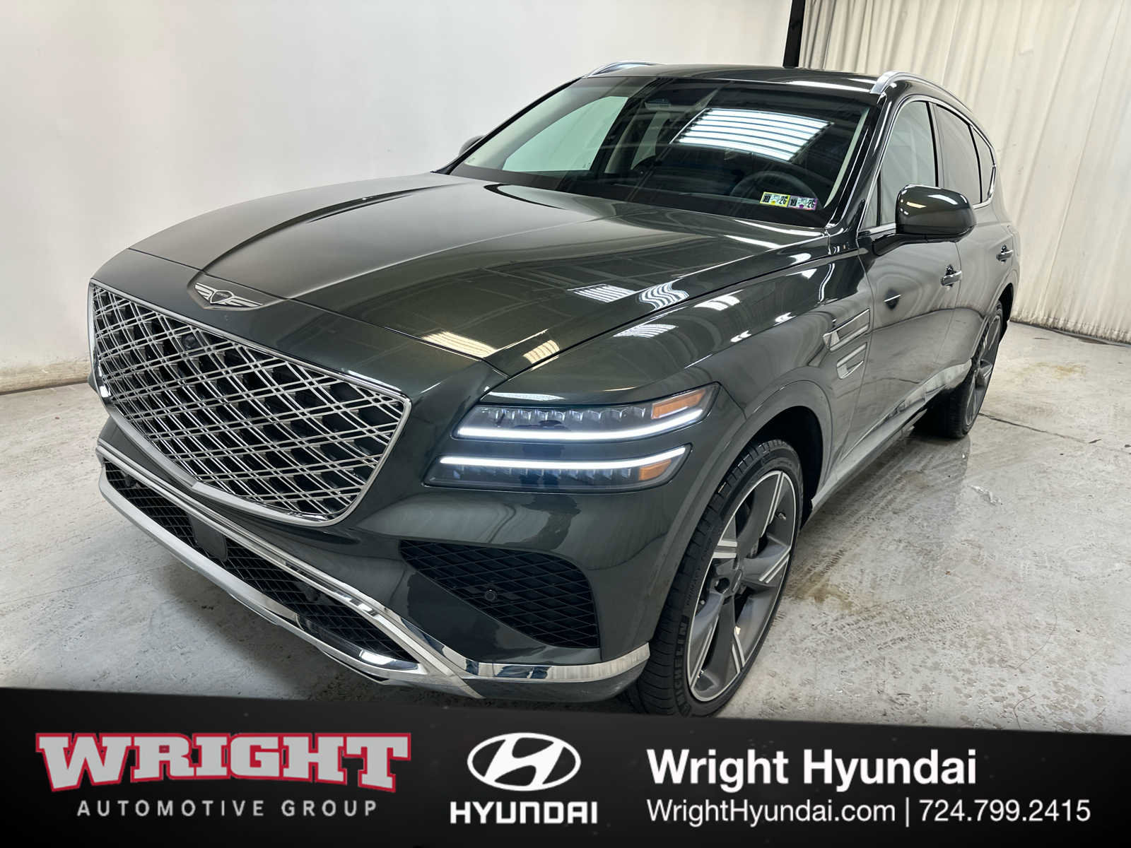 Certified 2025 Genesis GV80 2.5T Prestige image 3