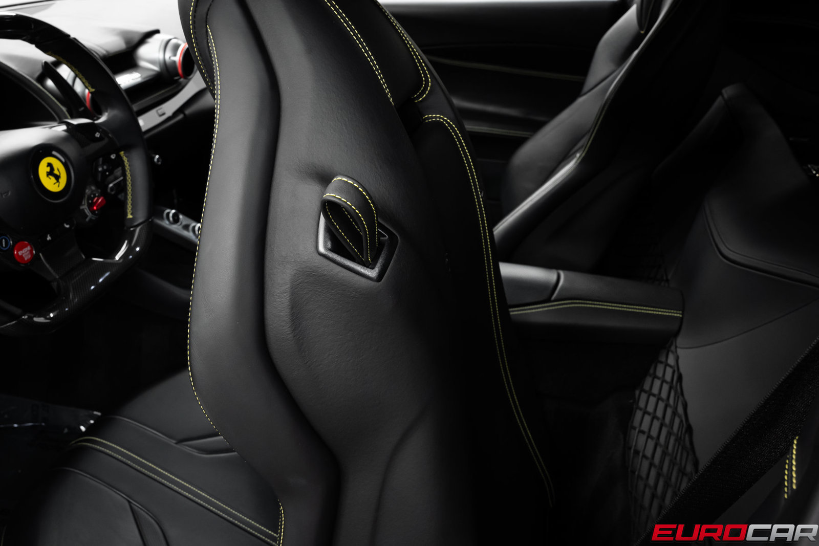 Used 2020 Ferrari 812 Superfast RWD image 42