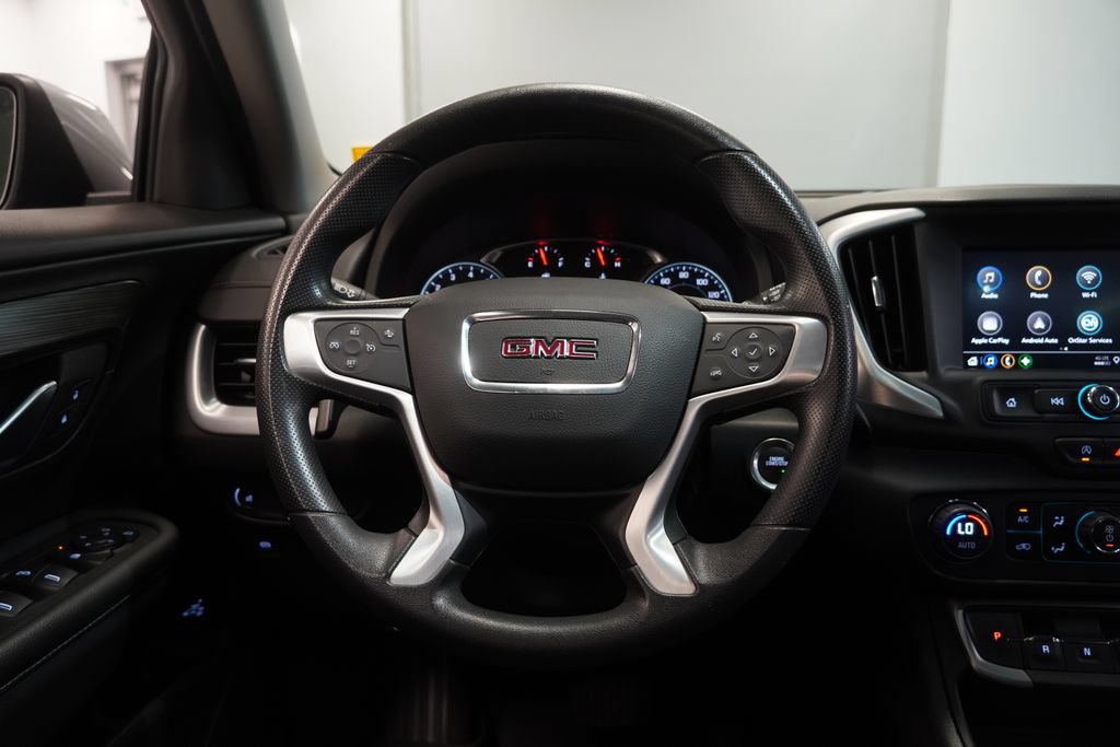 Used 2024 GMC Terrain SLE w/ Driver Convenience Package FWD image 19