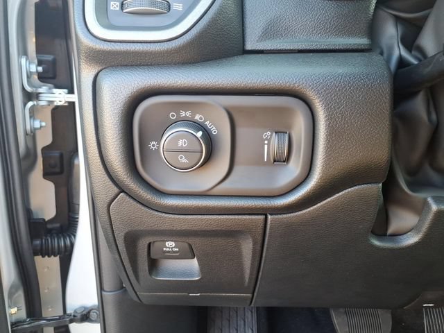 New 2027 RAM 1500 Express AWD/4WD image 16