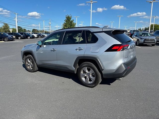 Used 2025 Toyota RAV4 XLE AWD/4WD image 14