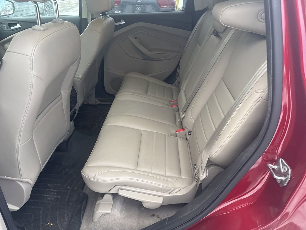 Used 2015 Ford Escape Titanium image 27