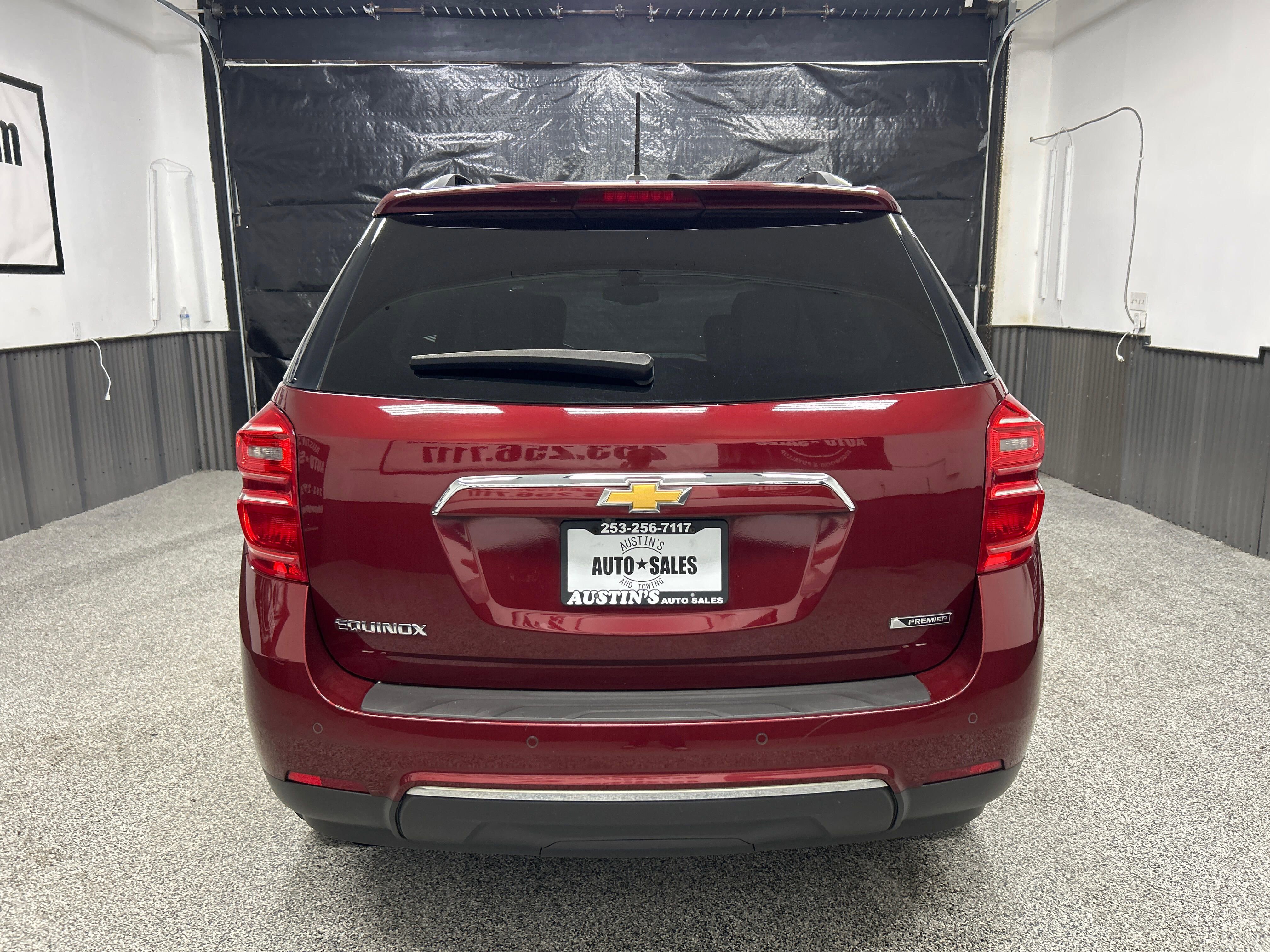 Used 2017 Chevrolet Equinox Premier w/ Enhanced Convenience Package FWD image 5