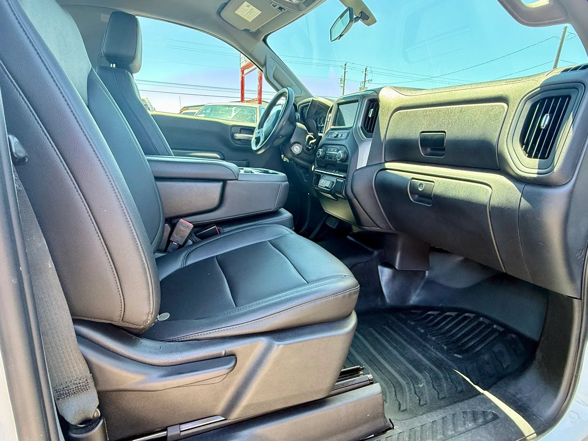 Used 2019 Chevrolet Silverado 1500 W/T RWD image 12