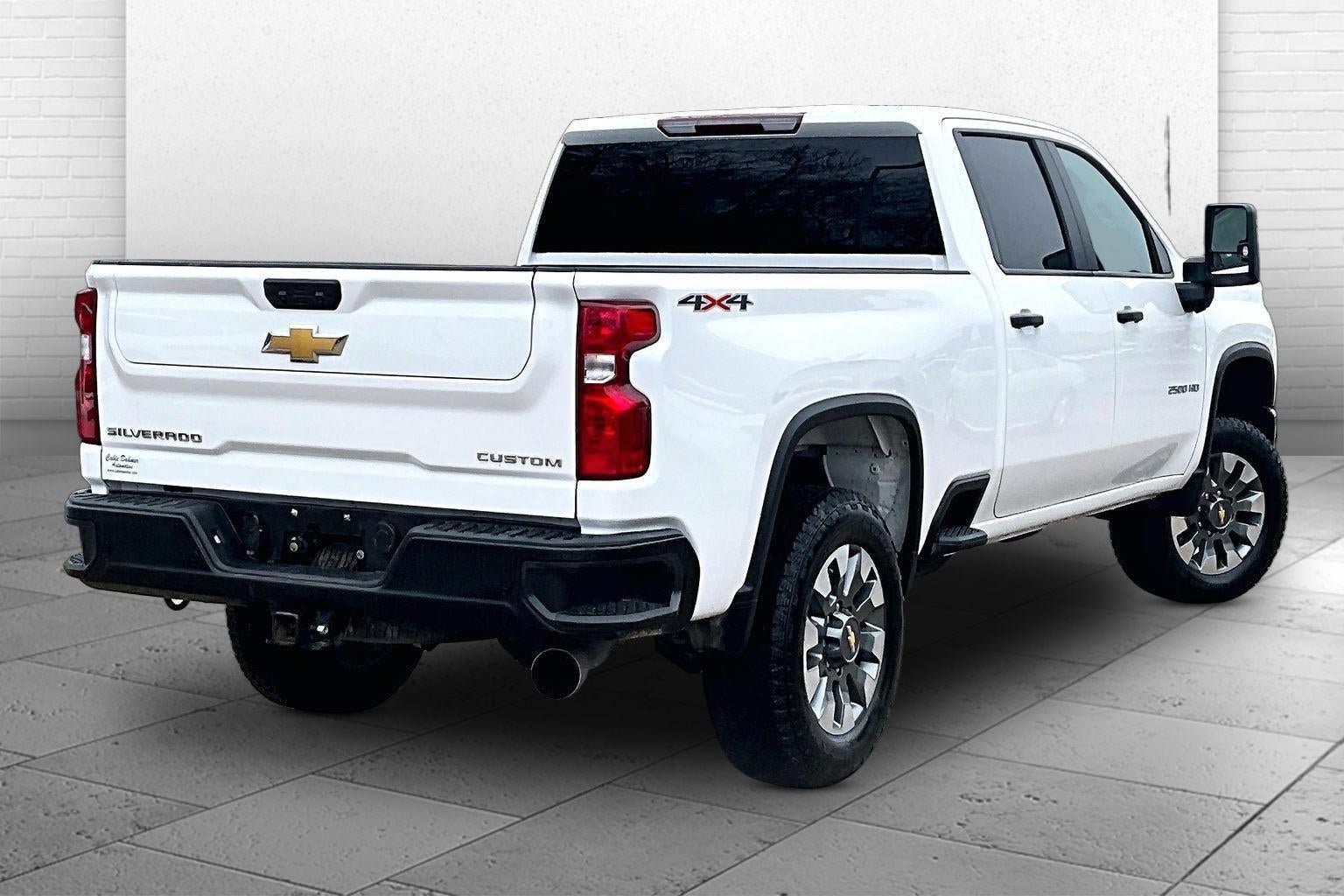 Used 2025 Chevrolet Silverado 2500 Custom w/ Custom Value Package AWD/4WD image 11