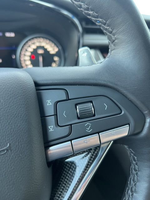 Used 2023 Cadillac XT6 Sport w/ Technology Package image 16