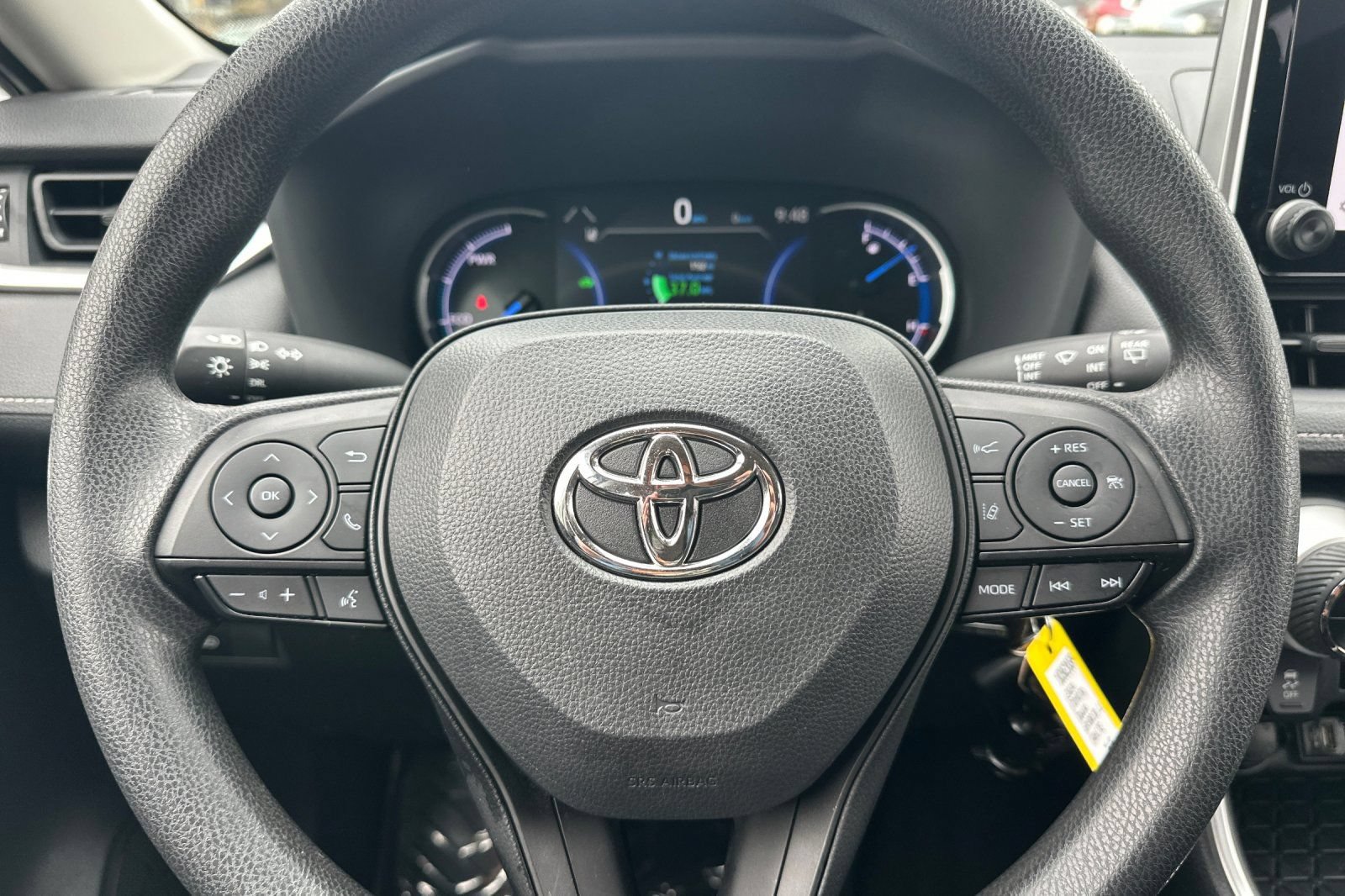 Used 2024 Toyota RAV4 LE AWD/4WD image 26