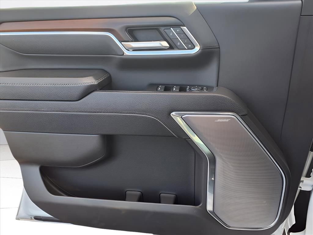 Used 2024 GMC Sierra 3500 Denali w/ Denali Reserve Package image 22