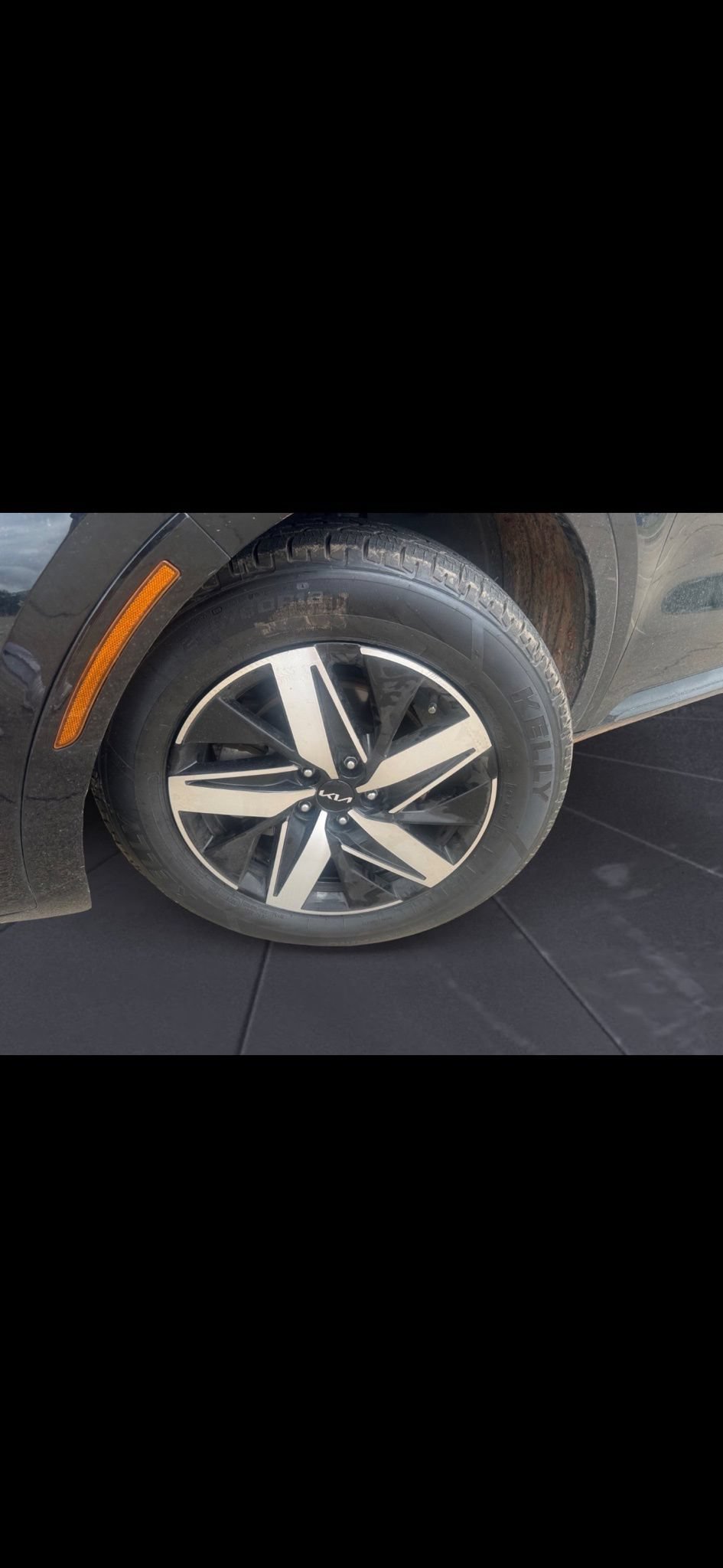 Used 2022 Kia Sorento S FWD image 14
