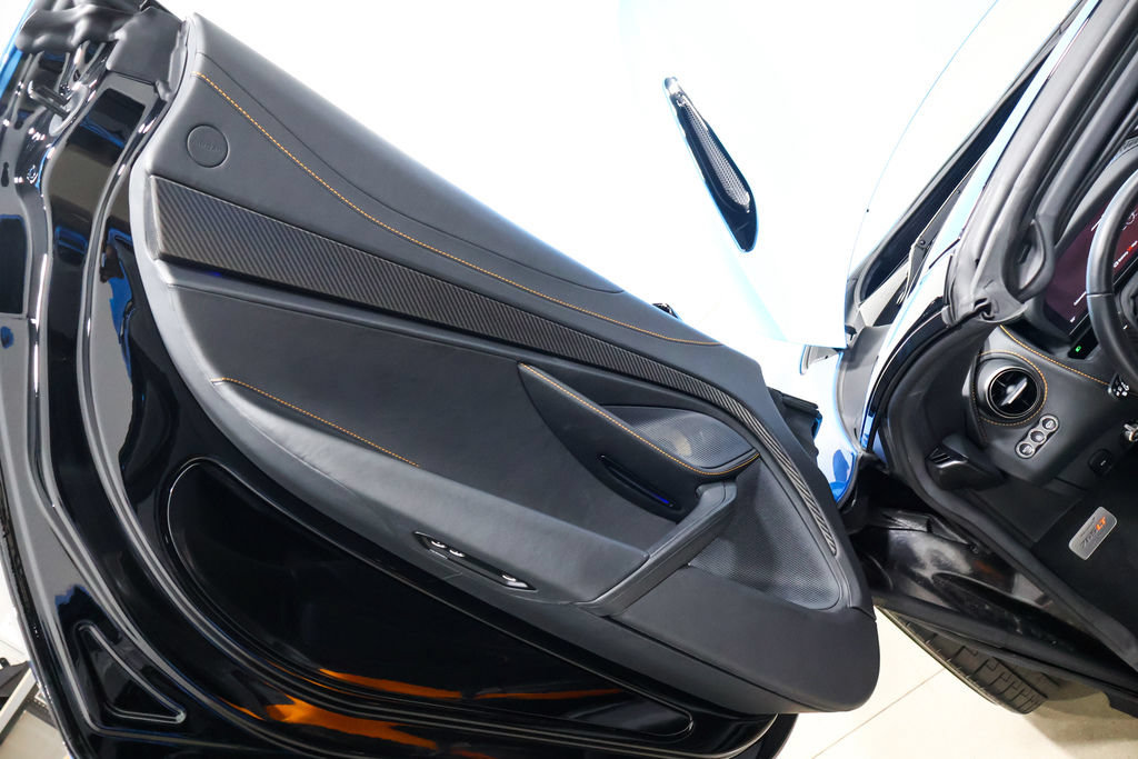 Used 2022 McLaren 765LT RWD image 47