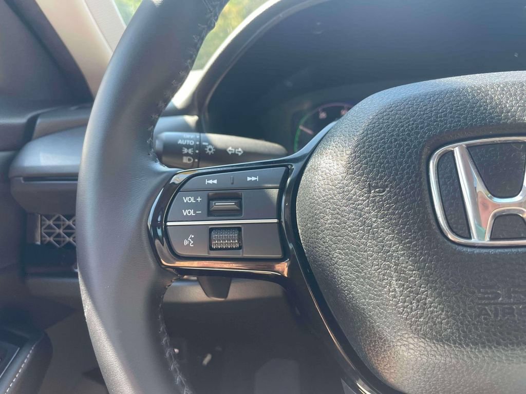 Certified 2023 Honda Accord Touring image 22