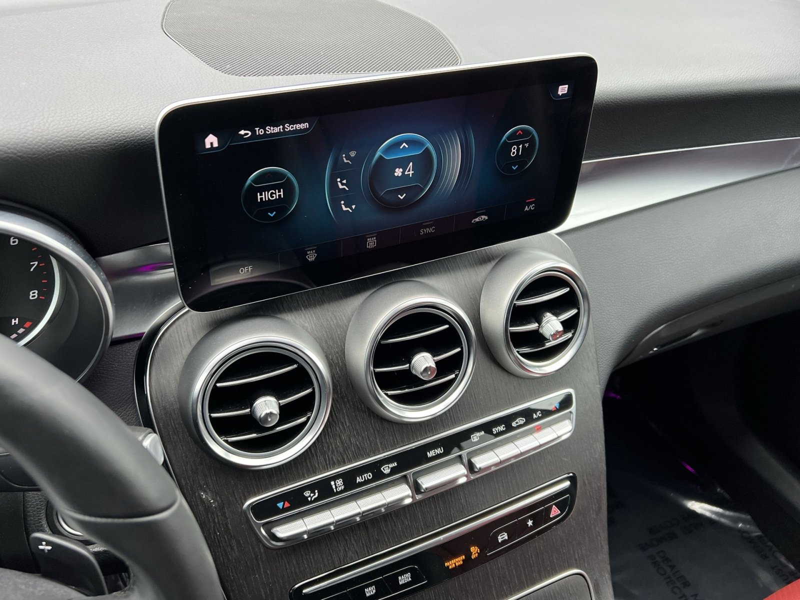 Used 2020 Mercedes-Benz GLC 300 GLC 300 Coupe image 19