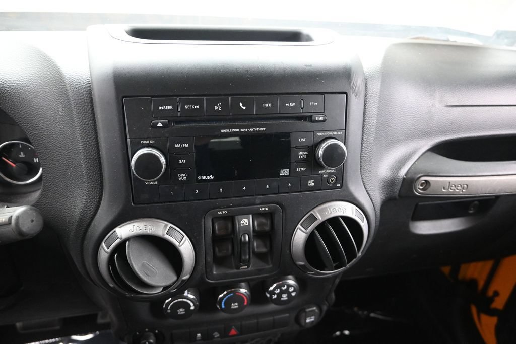 Used 2012 Jeep Wrangler Unlimited Sport AWD/4WD image 12