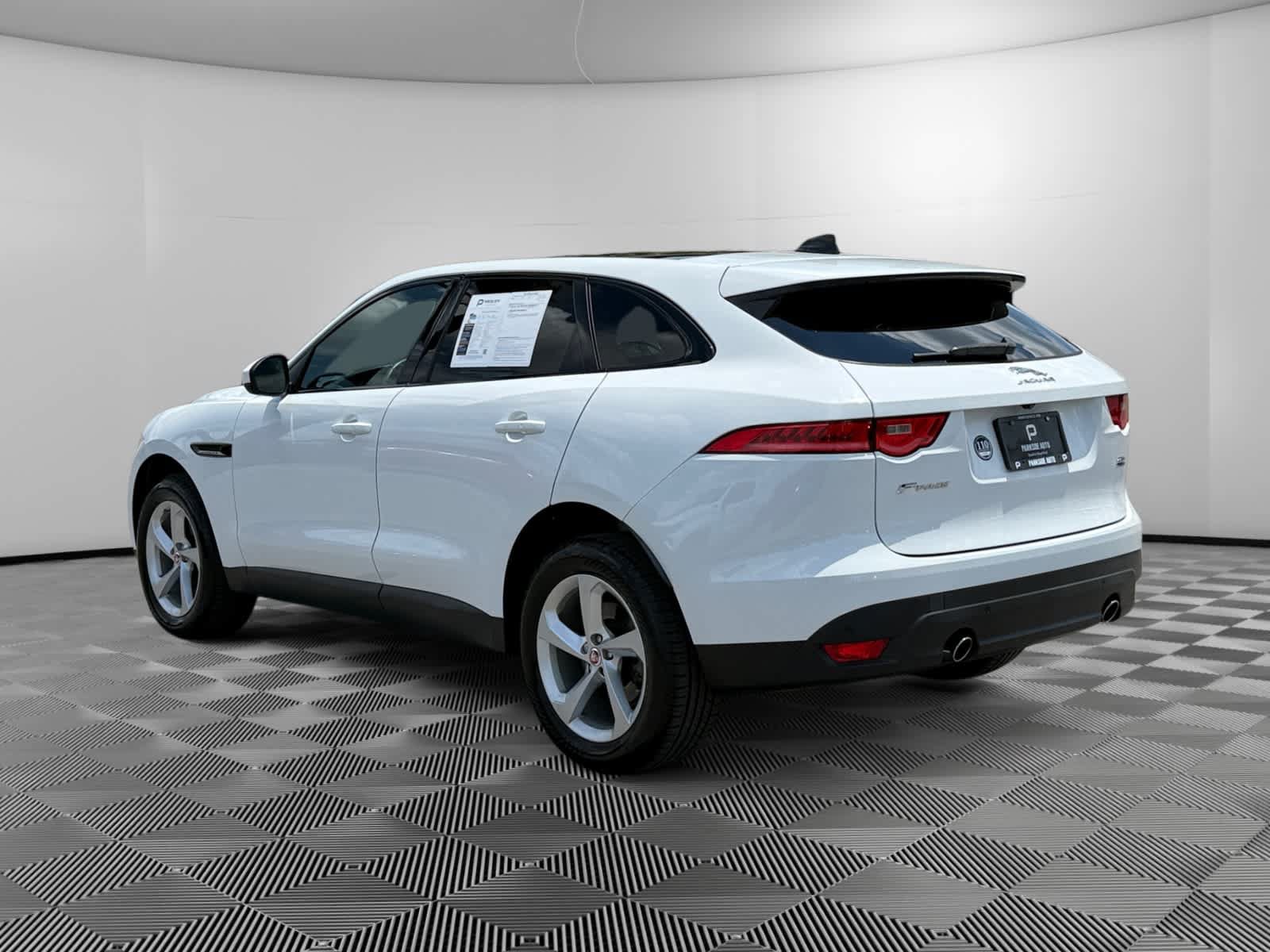 Used 2020 Jaguar F-PACE Premium AWD/4WD image 7