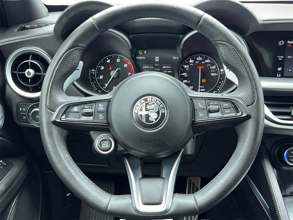 Used 2022 Alfa Romeo Stelvio Veloce image 18