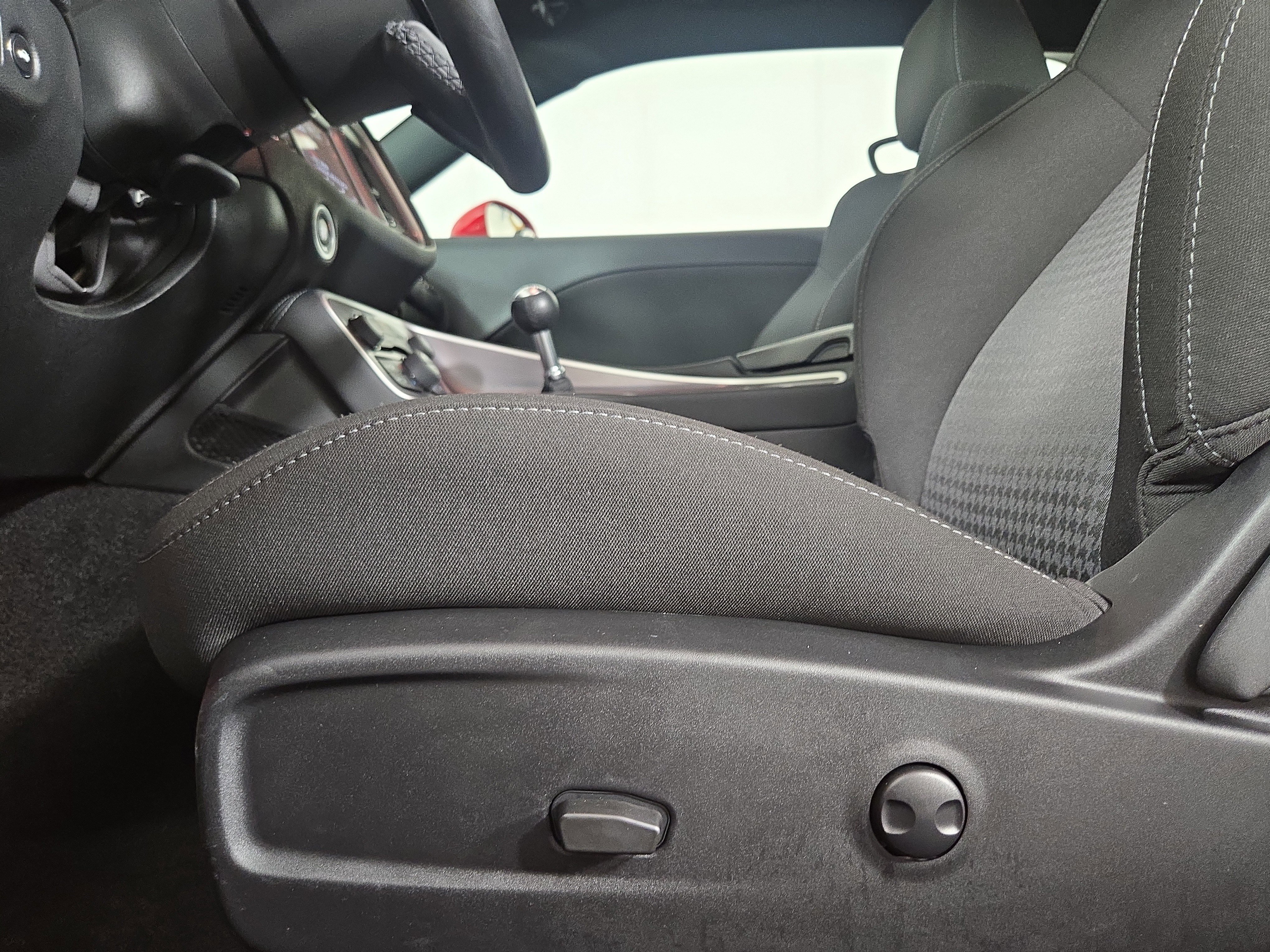 Used 2022 Dodge Challenger R/T Scat Pack w/ Shaker Package image 29