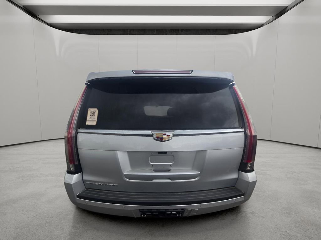 Used 2019 Cadillac Escalade Luxury AWD/4WD image 7