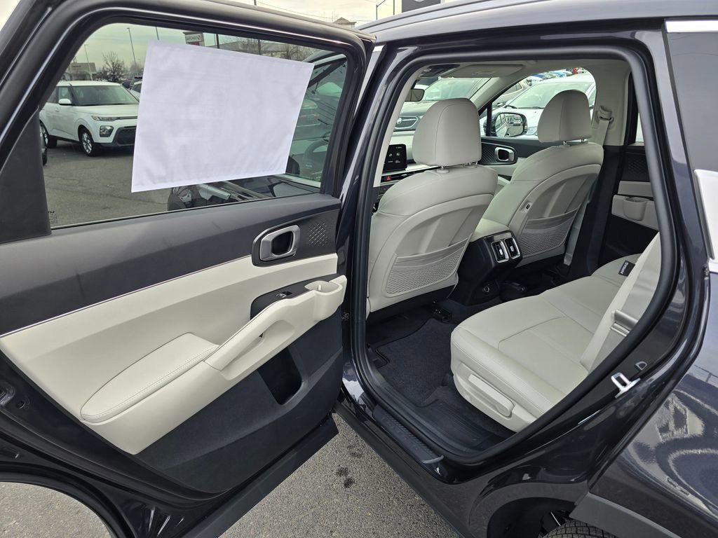 New 2026 Kia Sorento S AWD/4WD image 16