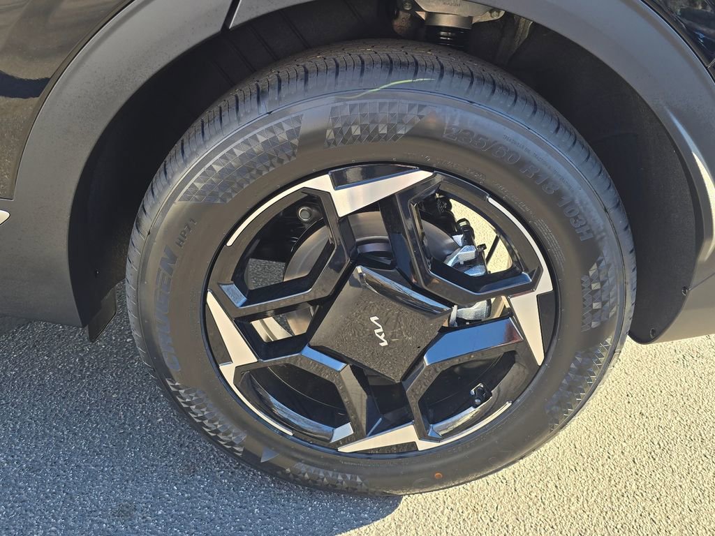 New 2026 Kia Sportage EX image 12