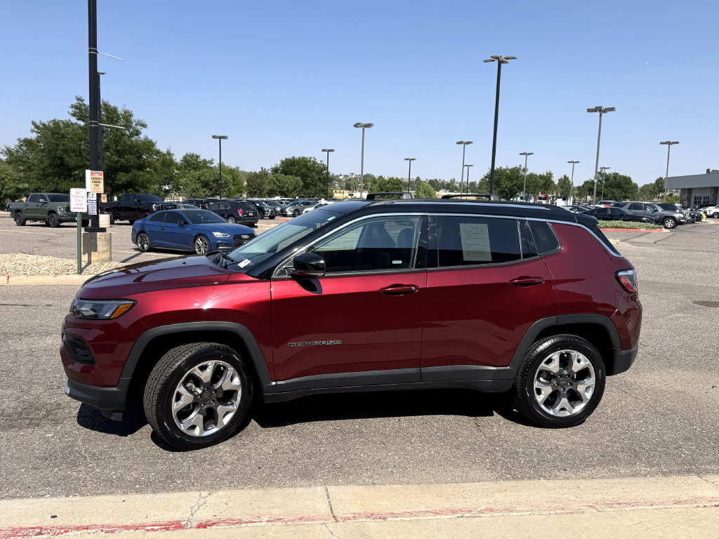 Used 2022 Jeep Compass Limited AWD/4WD image 5