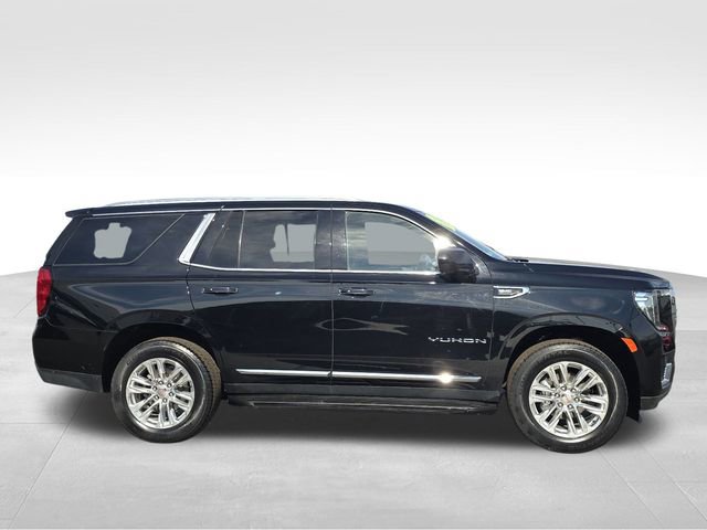 Used 2024 GMC Yukon SLT image 2