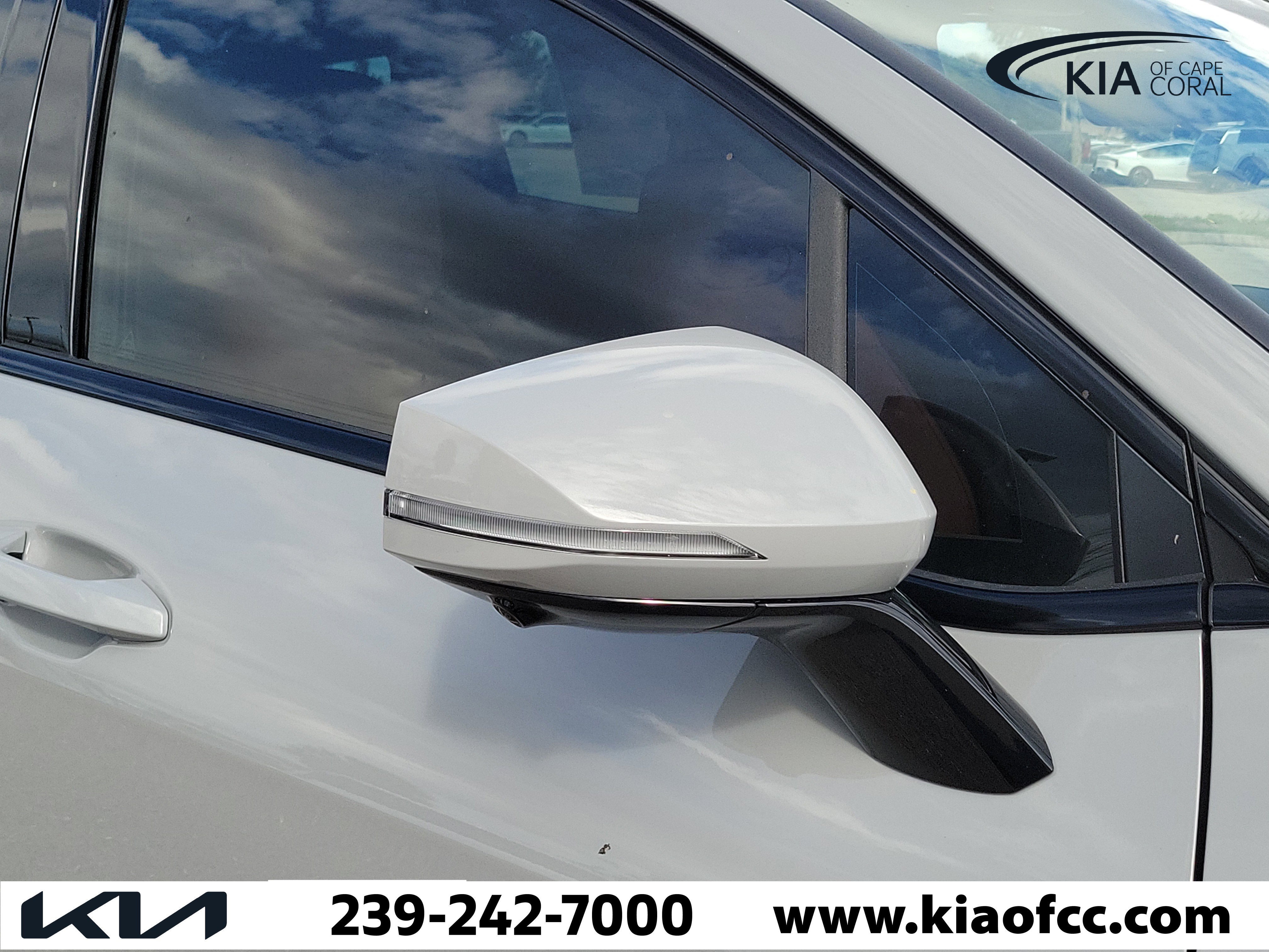 New 2026 Kia Sportage SX image 8