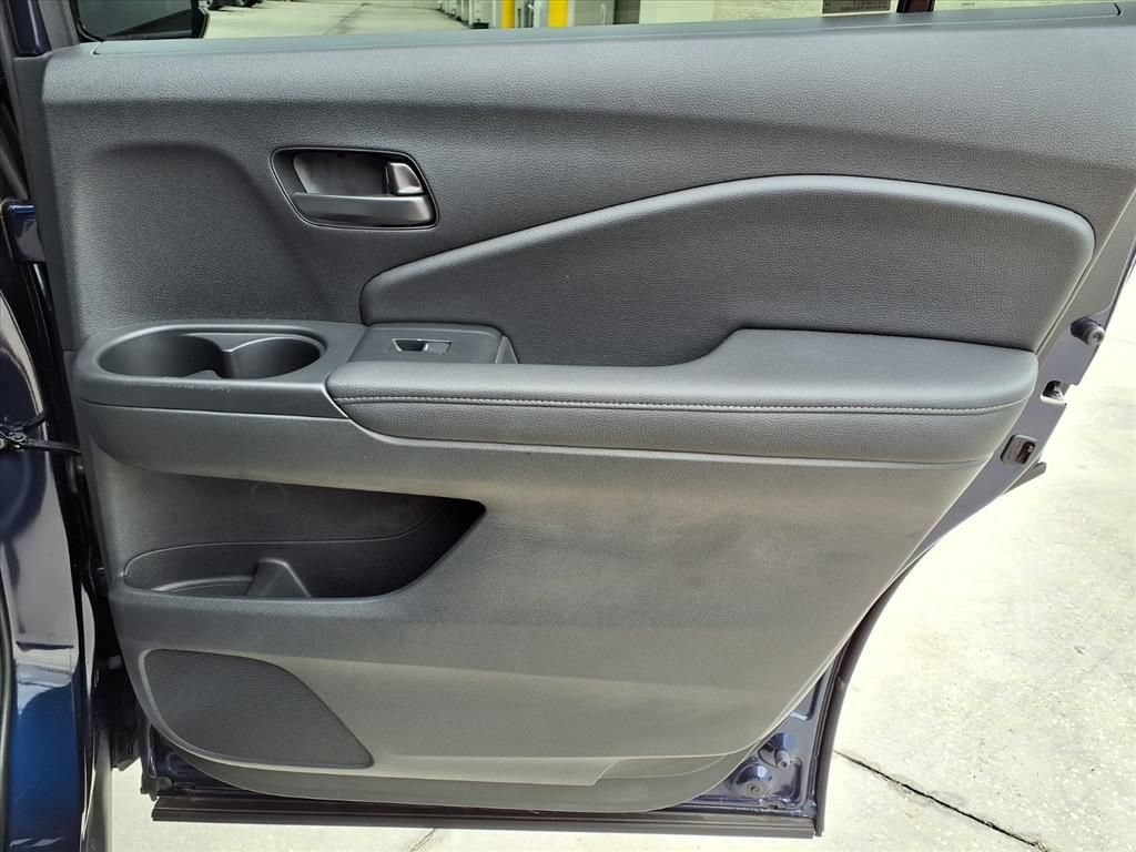 Used 2024 Honda Passport EX-L image 12
