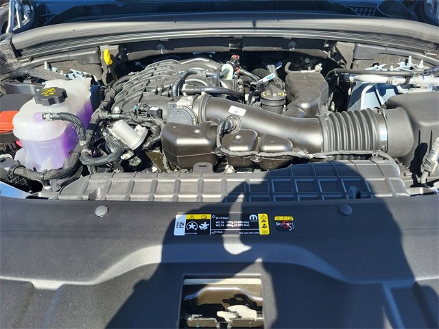 New 2025 Jeep Grand Cherokee L Laredo image 18