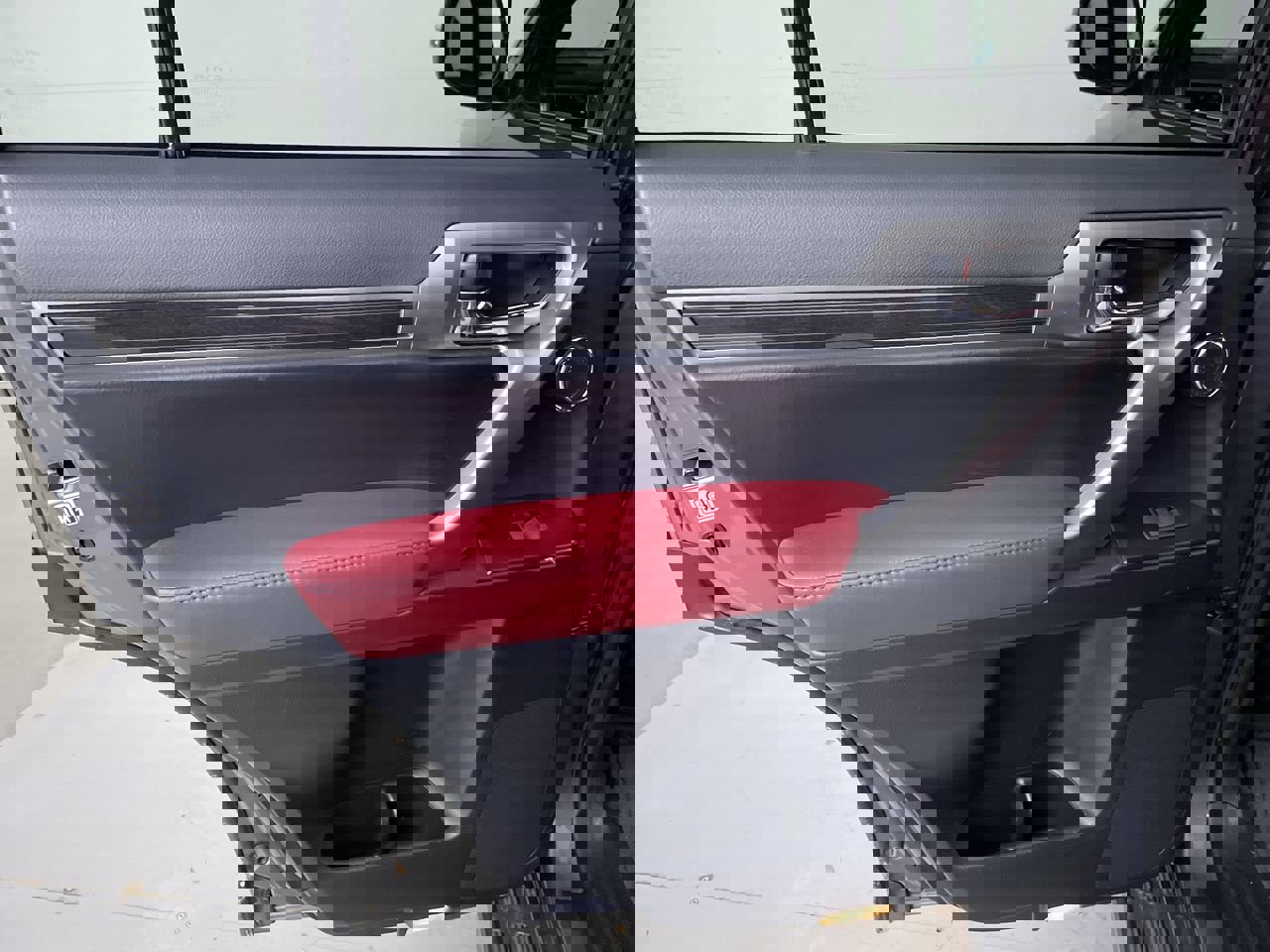 Used 2022 Lexus GX 460 Luxury w/ Sport Design Package image 21