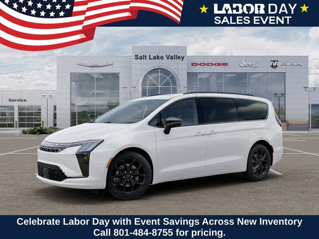 New 2027 Chrysler Pacifica Limited AWD/4WD image 2
