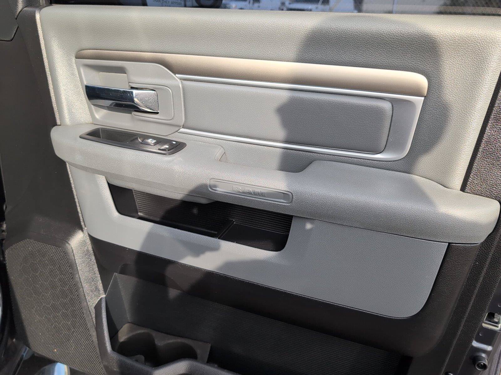 Used 2016 RAM 1500 Big Horn RWD image 38