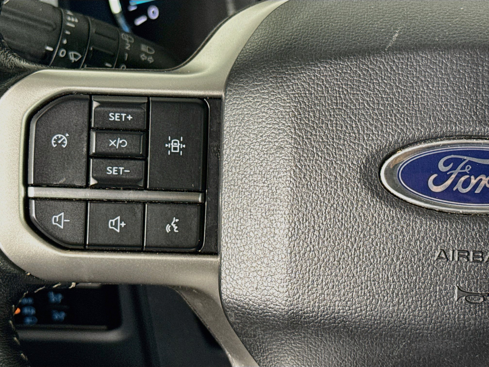 Used 2024 Ford Expedition Max XLT RWD image 11