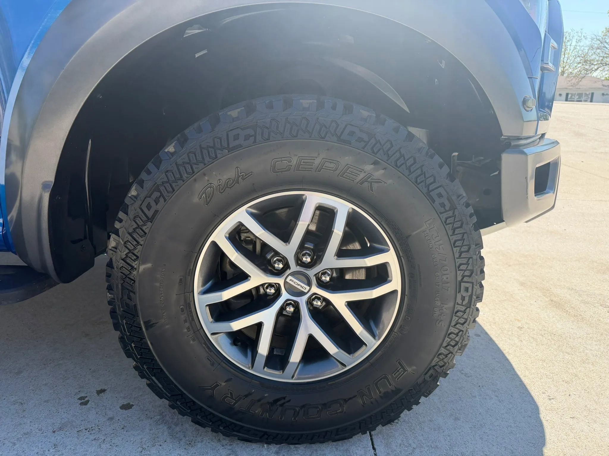 Used 2017 Ford F150 Raptor w/ Equipment Group 802A Luxury image 77