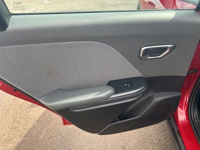 Used 2025 Kia K4 EX image 30