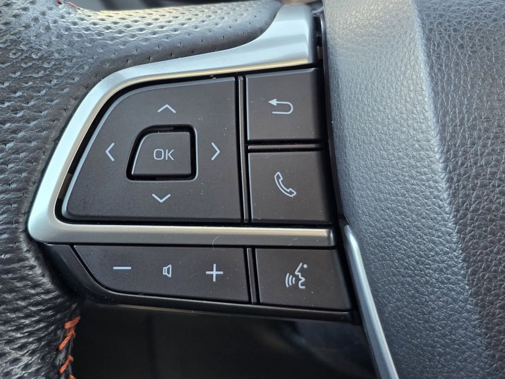Used 2024 Toyota Sienna XSE w/ XSE Premium Package AWD/4WD image 16