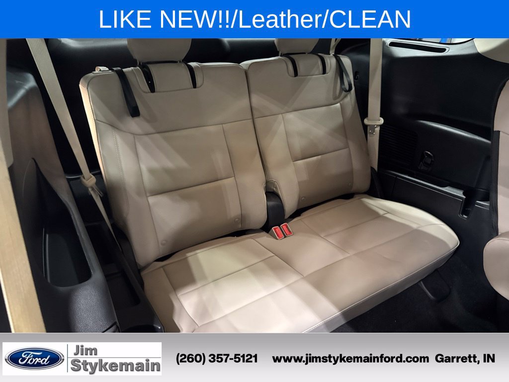 Used 2024 Ford Explorer XLT w/ Equipment Group 202A AWD/4WD image 15