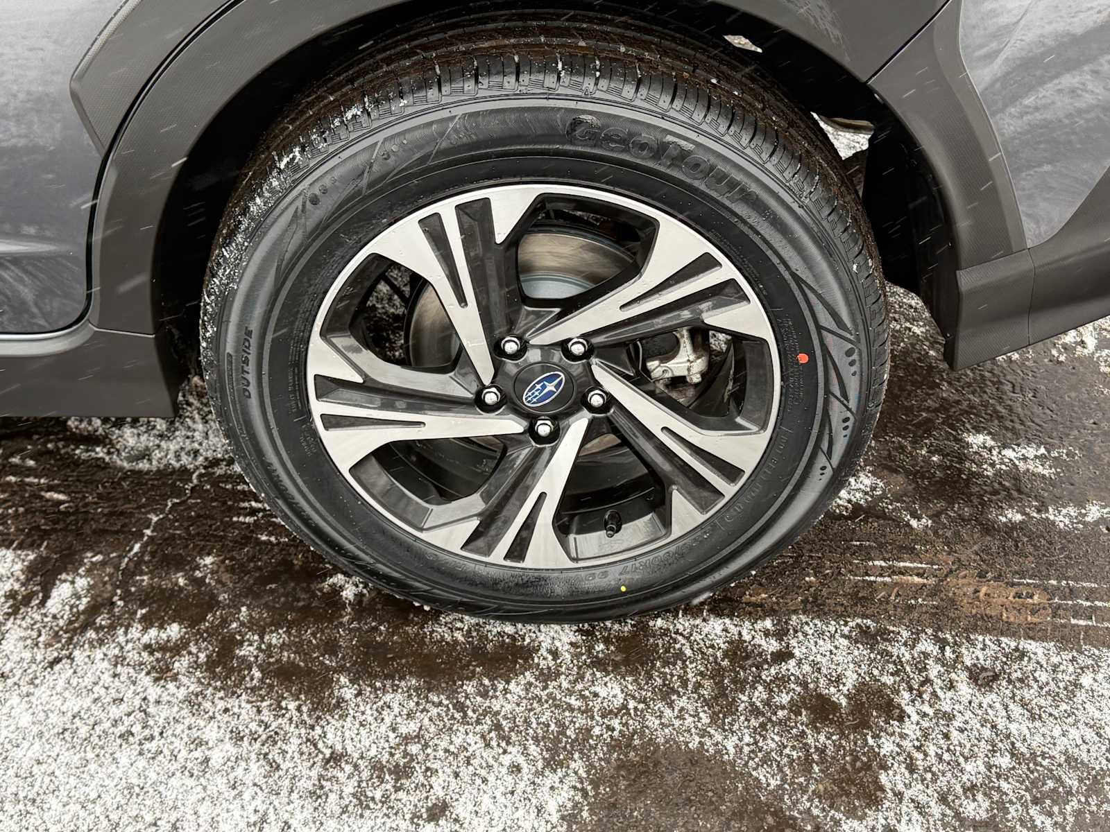 Certified 2024 Subaru Crosstrek 2.0i Premium image 9