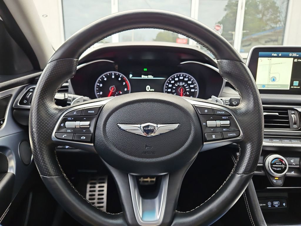 Used 2021 Genesis G70 3.3T image 10