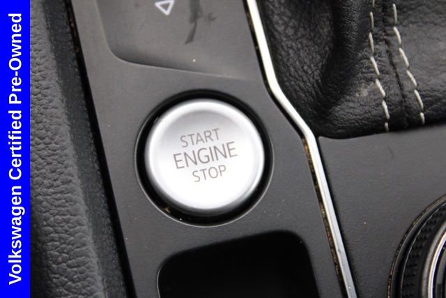 Used 2022 Volkswagen Atlas Cross Sport SEL R-Line image 34