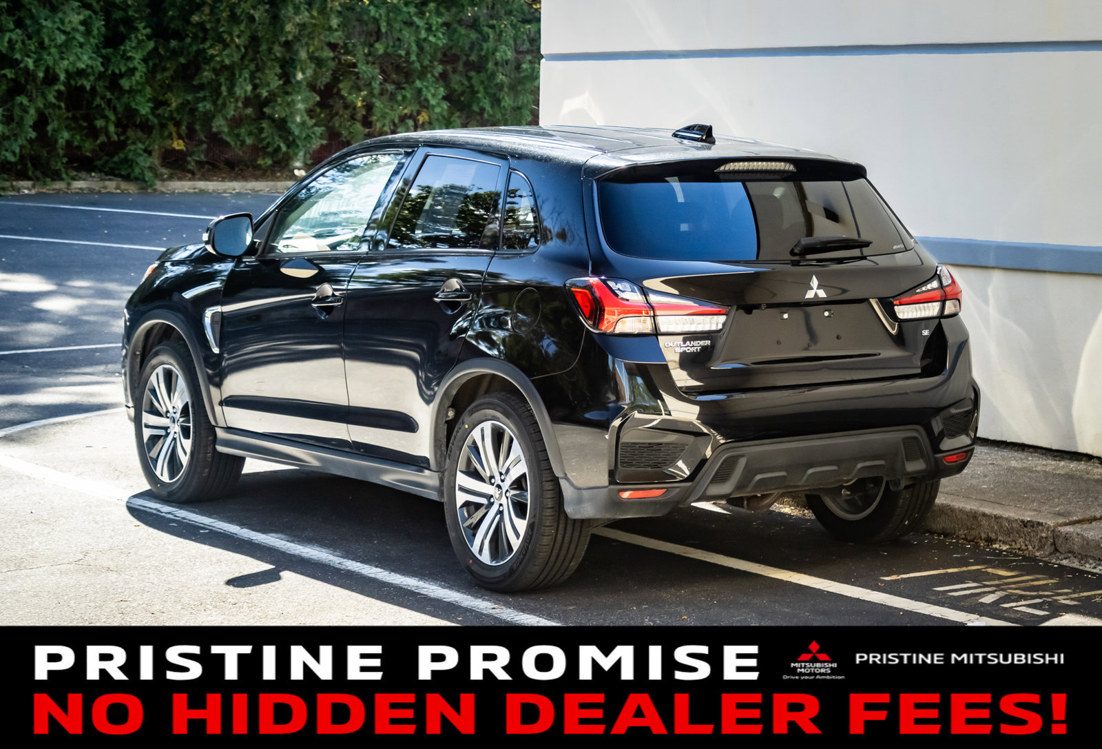 Used 2025 Mitsubishi Outlander Sport SE AWD/4WD image 5