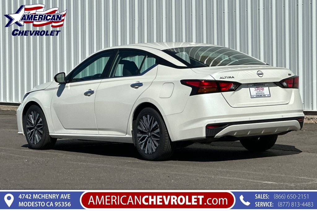 Used 2024 Nissan Altima 2.5 SV FWD image 6