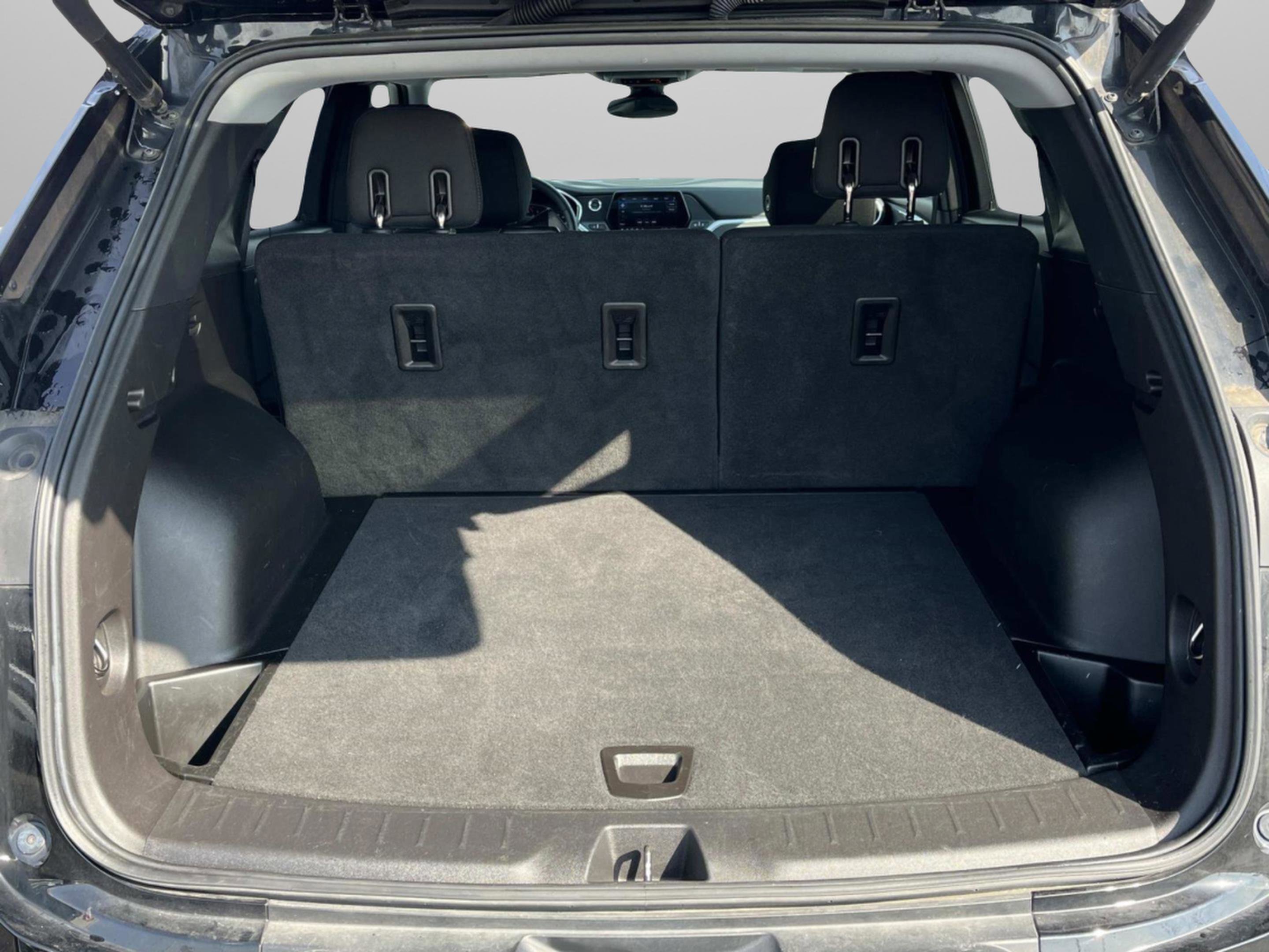 Used 2021 Chevrolet Blazer LT image 19