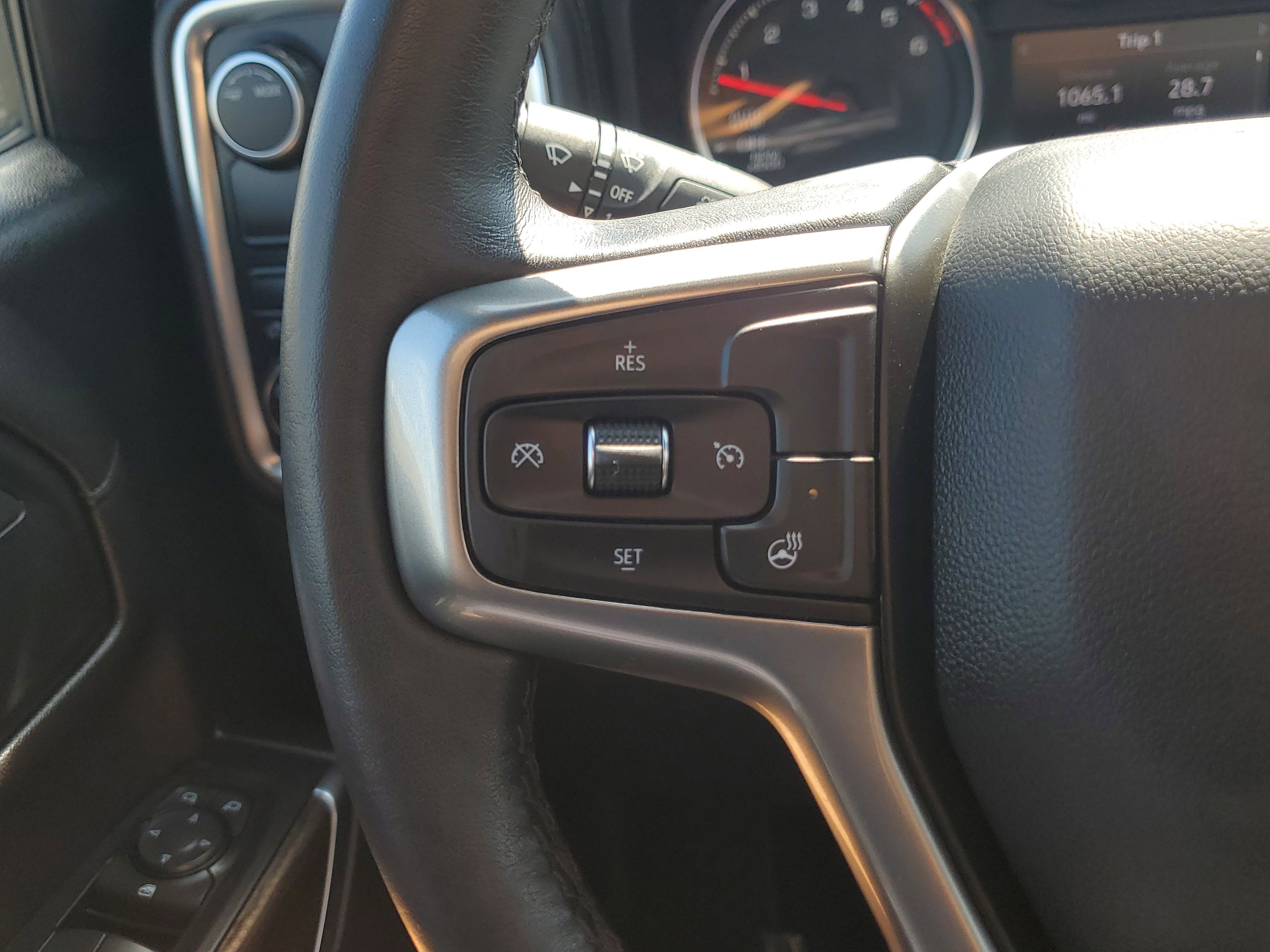 Used 2021 Chevrolet Silverado 1500 LT image 25