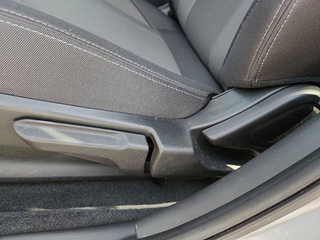 Certified 2025 Subaru Crosstrek 2.0i image 14